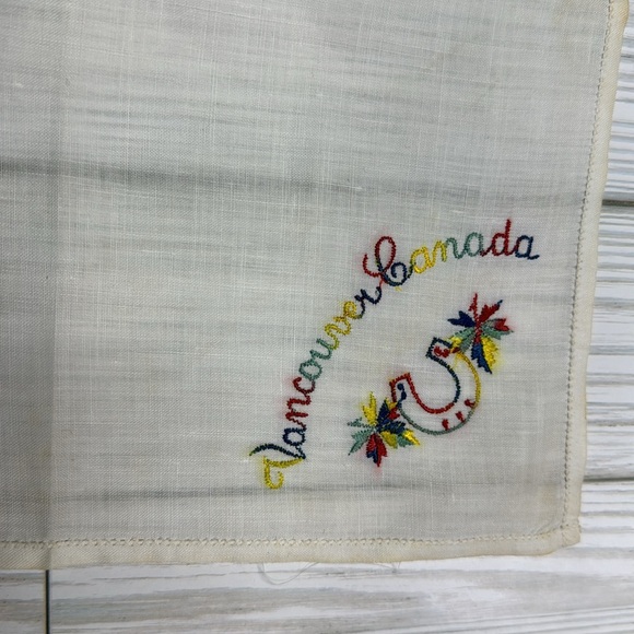 Vancouver Canada vintage handkerchief - Picture 7 of 9
